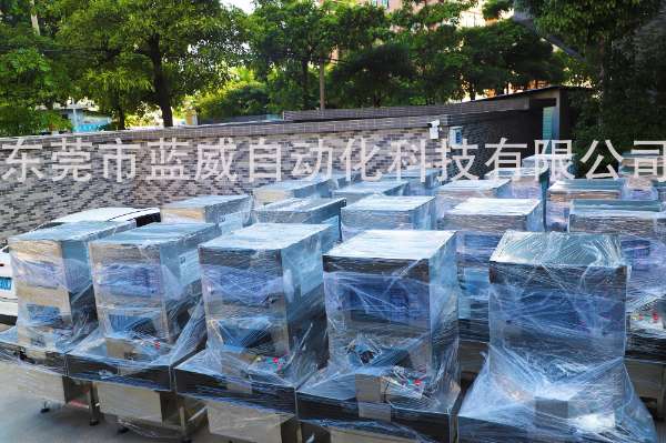 100臺胭脂系列噴漆設備如期交付,助力客戶高效生產！